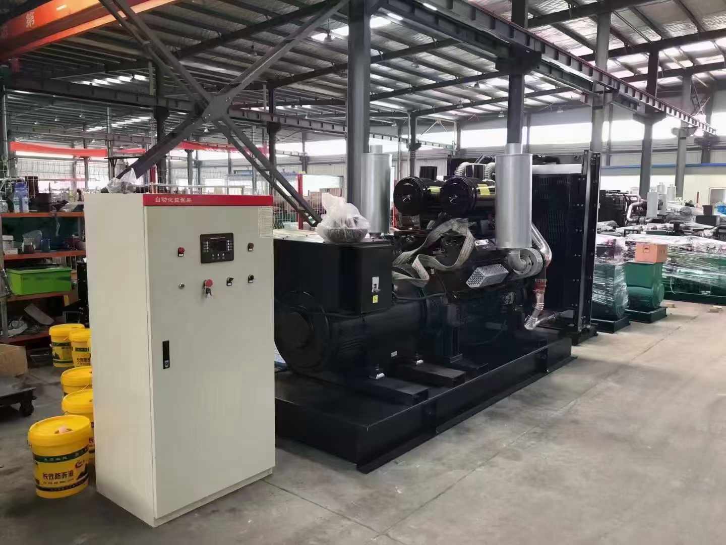 沙依巴克柴油发电机运行时的噪音和振动水平如何？