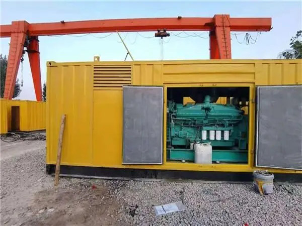 沙依巴克冬季低温环境下,500KW发电机组应该选择什么类型的启动电瓶?